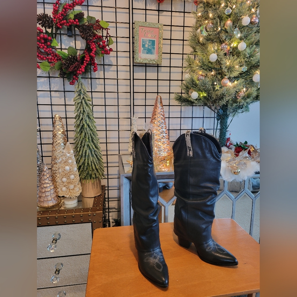 Steve Madden Lassy Western Cowboy Cuff Boots Soft Scrunch Genuine Leather New - Picture 4 of 16